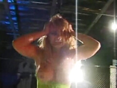 Big Tits MILF Lesbian Action - Raquel DeVine & Jessica Jewel Ride Huge Dildo Outdoor