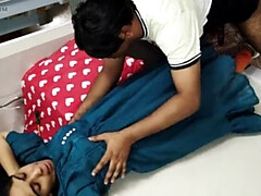 Amateur, Collège université, Première fois, Fait maison, Indienne, Nue, Chatte, Serré