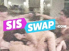 Anaal, Blond, Oudere vrouw, Sperma in mond, Masseren, Rijpe lesbienne, Rok, Tieten likken