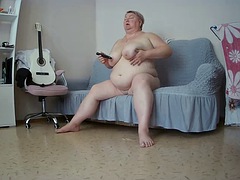 Grote mammen, Seksspeelgoed, Masturbatie, Rijpe lesbienne, Moeder die ik wil neuken, Russisch, Tieten likken, Speelgoed