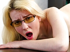 Amateur, Gros cul, Doigter, Masturbation, Mère que j'aimerais baiser, Bureau, Solo, Dénudage