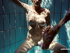 Hembra, Fetiche, Hd, Pequeña, Público, Ruso, Solo, Bajo el agua