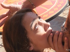 Braunhaarige, Aufs gesicht abspritzen, Hd, Absätze, Im freien, Höschen, Rasiert