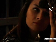 18 ans, Gros cul, Hd, Lesbienne, Domestique, Massage, Naturelle, Esclave