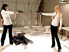 Большая жопа, Большой член, Большие сиськи, Минет, Собачьи, Две девушки, Милф, Сиськи