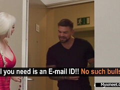 Enthousiasteling, Blond, Pijpbeurt, Bruinharig, Huisgemaakt, Interraciaal, Moeder die ik wil neuken, Gezichtspunt