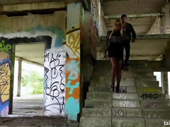 Enthousiasteling, Blond, Pijpbeurt, Brillen, Handbeurt, Masturbatie, Naakt, Kousen