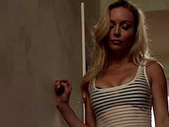 Blonde, Robe, Jeans, Embrassement, Lesbienne, Mamelons, Culottes ou slips, Maigrichonne