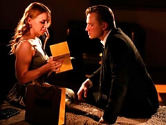 Kont, Grote lul, Grote mammen, Pijpbeurt, Hondjeshouding, Geld, Roodharige vrouw, Mager