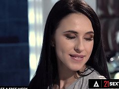 Alyssa Bounty gets her tight ass drilled hard & takes a mouthful of cum