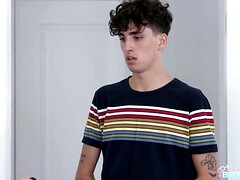 Любители, Брюнетки, Грудастые, Кончили внутрь, Милф, Натуральные сиськи, От первого лица, Сиськи