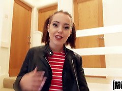 Pijpbeurt, Auto, Sperma shot, Pop, Hardcore, Hd, Twee staartjes, Schreeuwen