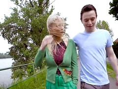 18 летние, Большой член, Крупный план, Глубокая глотка, Бабушки, Лизание, Зрелые, Киски