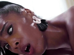 Kont, Pijpbeurt, Bruinharig, Hondjeshouding, Zwart, Interraciaal, Likken, Kousen