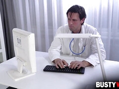 Pijpbeurt, Masturbatie, Moeder die ik wil neuken, Verpleegster, Pornster, Tieten likken, Uniformpje, Nat