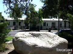 Verga grande, Mamada, Ébano, Pequeña, Afeitado, Chupando, Adolescente, Tetas