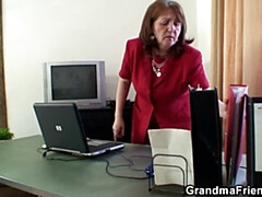 Blasen, Vollbusig, Oma, Behaart, Hd, Reif, Milf, Muschi