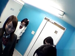 Japanese teens gush pee