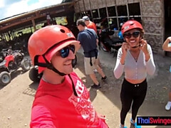 Enthousiasteling, Aziatisch, Pijpbeurt, Vriendin, Hardcore, Hd, Gezichtspunt, Thais