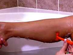 Ванна, Пальцем, Подружка, Лесбиянка, Лизание, Киски