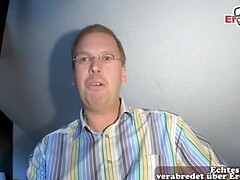 Enthousiasteling, Grote mammen, Diep in de keel, Ondergoed, Kousen, Swinger, Tieten likken, Vrouw