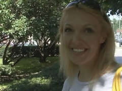 Culo, Rubia, Mamada, Estilo perrito, Al aire libre, Pov, Afeitado, Adolescente