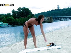 18 летние, Пляж, Застукали, Смазливые, Голышом, Нудисты, На публике, Шпионские видео