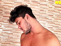 Lécher le cul, Grosse bite, Tir de sperme, Conversation vulgaire, Hd, Embrassement, Mère que j'aimerais baiser, Mouillée