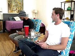 Большая жопа, Большие сиськи, Черные, Брюнетки, Огромные размеры, Милф, Бритые, Сиськи