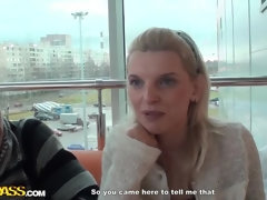 Anaal, Blond, Sperma in gezicht, Hakken, Geld, Openbaar, Tatoeage, Trio