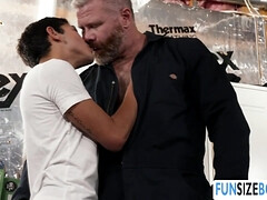 In den arsch, Arsch, Blasen, Kehlenfick, Schwul, Zierlich, Arsch lecken