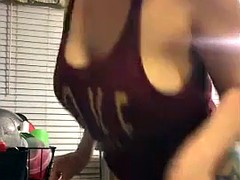 Leie, Grosse titten, Braunhaarige