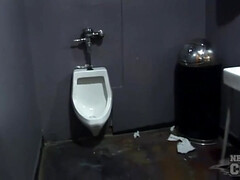 Enthousiasteling, Grote mammen, Blond, Bruinharig, Schattig, Natuurlijk, Orgasme, Pissen