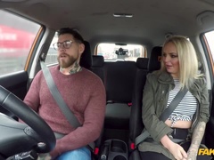 Leie, Grosse titten, Blondine, Blasen, Schwanz, Europäisch, Handjob, Im freien