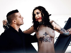 Жопа, Минет, Бондаж, Фетиш, Белье, Милф, Чулки, Тату