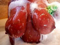 Grote mammen, Bruinharig, Rondborstig, Rijpe lesbienne, Moeder die ik wil neuken, Moeder, Natuurlijke tieten, Softcore pornografie