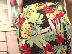 Enthousiasteling, Aziatisch, Pijpbeurt, Sperma in mond, Japaans, Keuken, Rijpe lesbienne, Man man vrouw