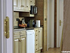 Dormitorio, Besar, Lamidas, Masturbación, Madres para coger, Afeitado, Español, Tetas