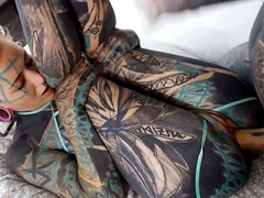 Slaapkamer, Grote lul, Pijpbeurt, Sperma in gezicht, Hd, Likken, Doordringend, Tatoeage