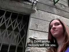 Amateur, Brunette brune, Tir de sperme, Pov, Public