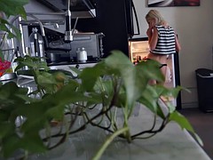 Verga grande, Corridas, Lamidas, Pov, Montar, Afeitado, Flaco, Tetas