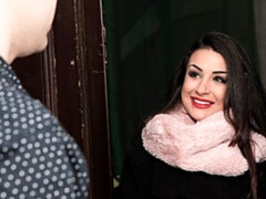 Cul, Gros cul, Sucer une bite, En levrette, Branlette thaïlandaise, Mère que j'aimerais baiser, Dénudage, Tatouage