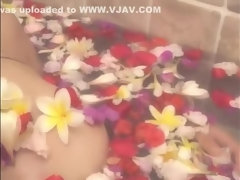 Grosse titten, Japanische massage, Im freien