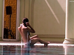 Arsch, Frau, Fetisch, Zierlich, Pool, Russisch, Jungendliche (18+), Unter wasser