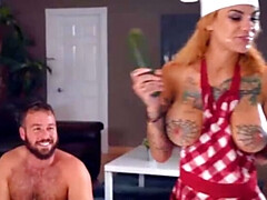 Verga grande, Tetas grandes, Rubia, Corridas, Sexo duro, Chorro, Tatuaje