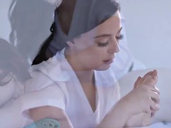 Bruinharig, Zoenen, Lesbisch, Likken, Masseren, Masturbatie, Olie, Tiener