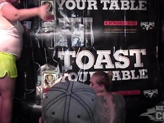 素人, 美人, デカパイ, フェラチオ, 淫乱熟女, 天然, オーガズム, 公共