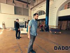 Amerikaans, Bruinharig, Bedriegen, Daddy, Vriendin, Schreeuwen, Geschoren, Mager