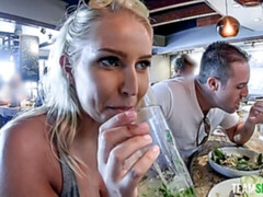 Schlafzimmer, Grosser arsch, Grosser schwanz, Grosse titten, Blondine, Blasen, Hundestellung, Milf