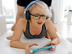 Большая жопа, Большой член, Блондинки, Минет, Собачьи, Натуральные сиськи, Короткая стрижка, Сиськи